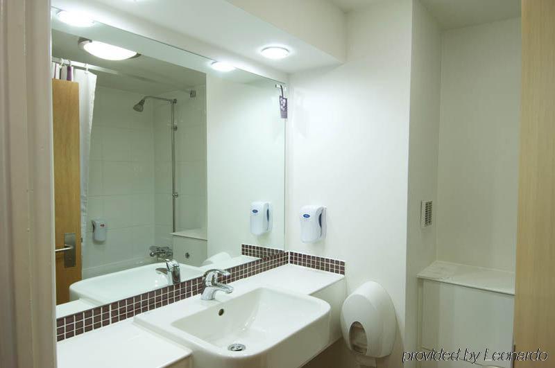 Premier Inn Tewkesbury Kültér fotó